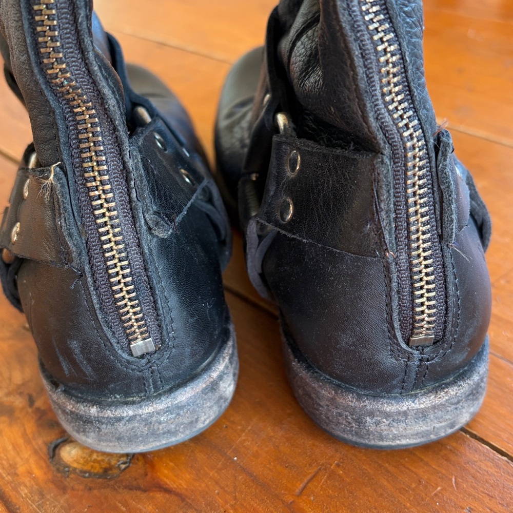 Authentic Frye Boots - Picture 8 of 13